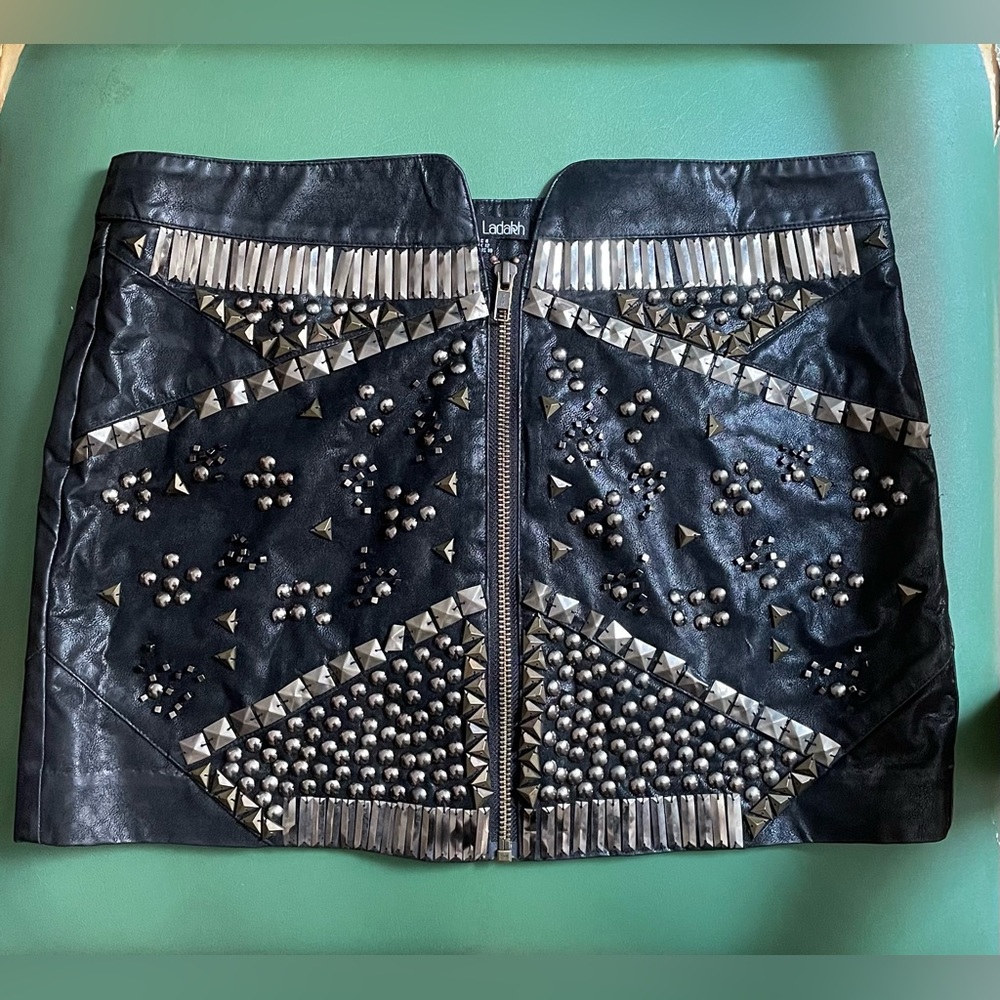 dopest skirt of all time ever